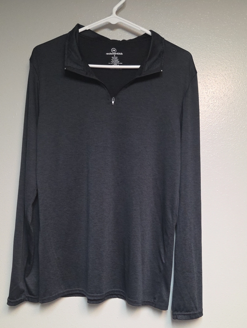 Reel Essentials Men's Long-Sleeve Quarter-Zip Polo - Charcoal
